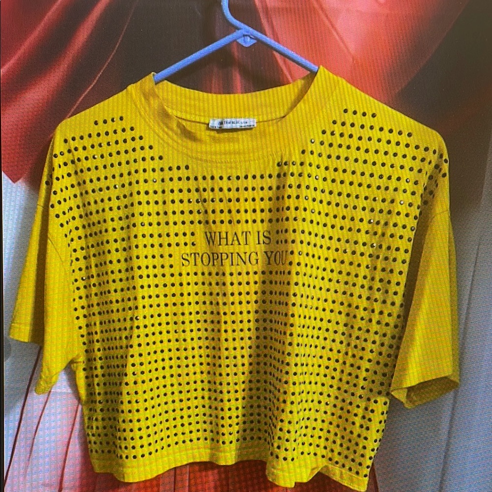 Zara Yellow Crop Graphic T-Shirt